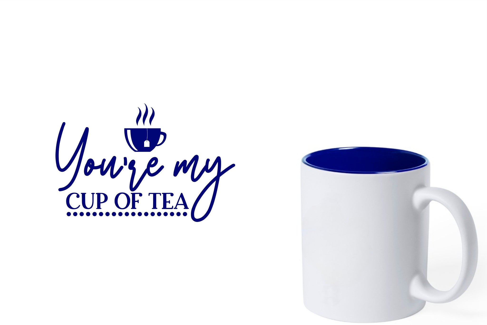 witte keramische mok met blauwe gravure  'You're my cup of tea'.