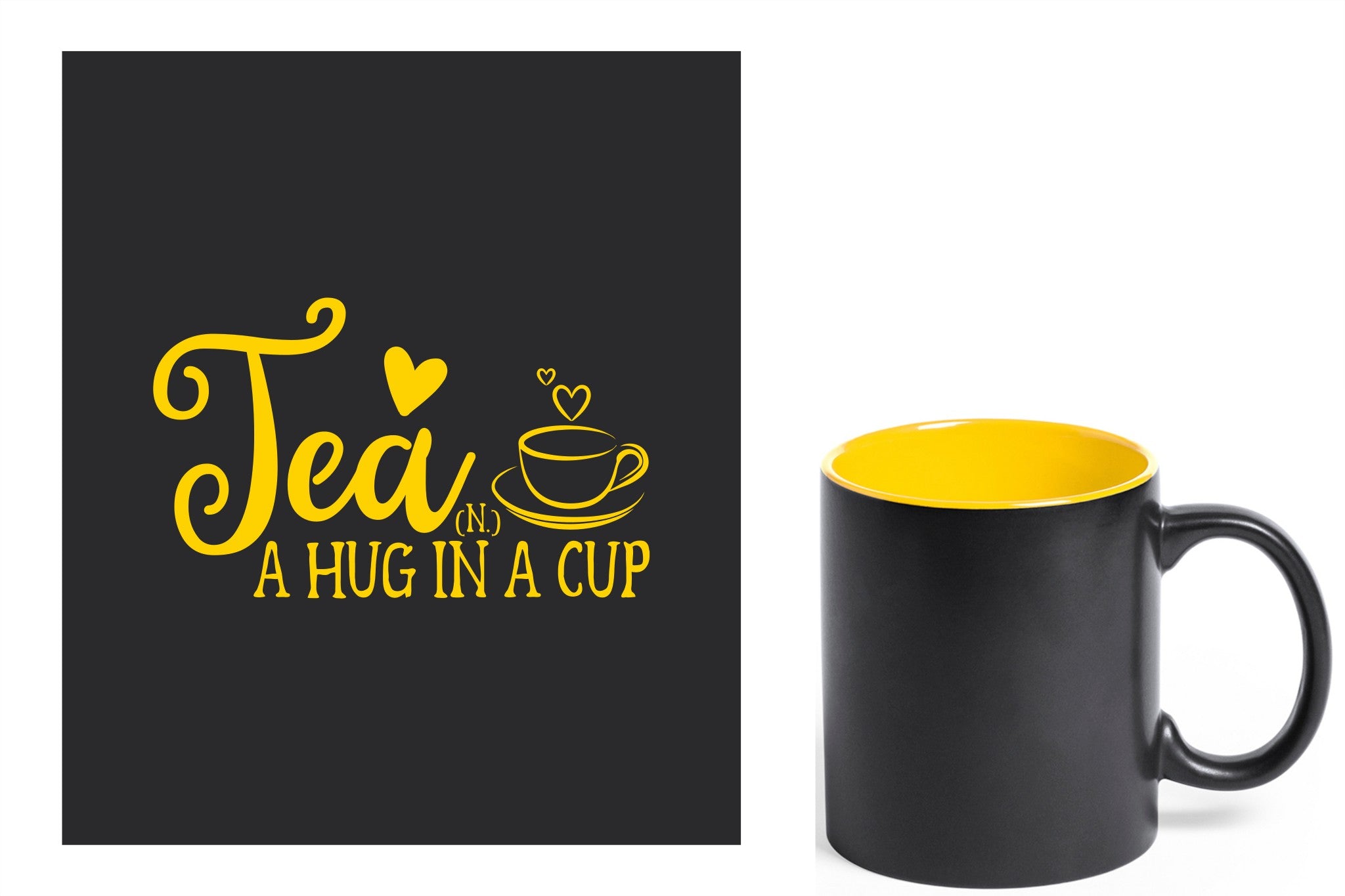 zwarte keramische mok met gele gravure  'Tea and a hug in a cup'.