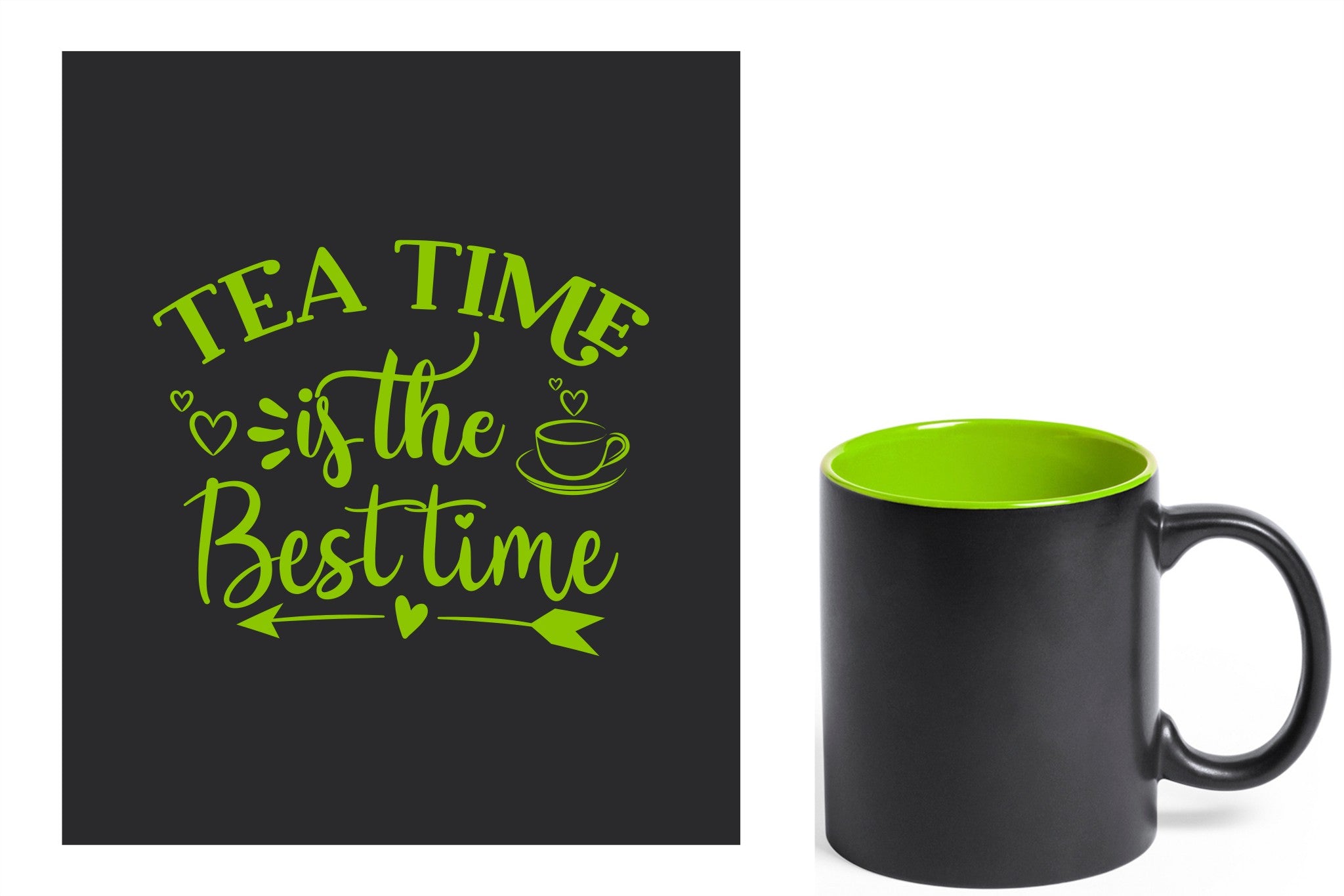 zwarte keramische mok met groene gravure  'Tea time is the best time'.