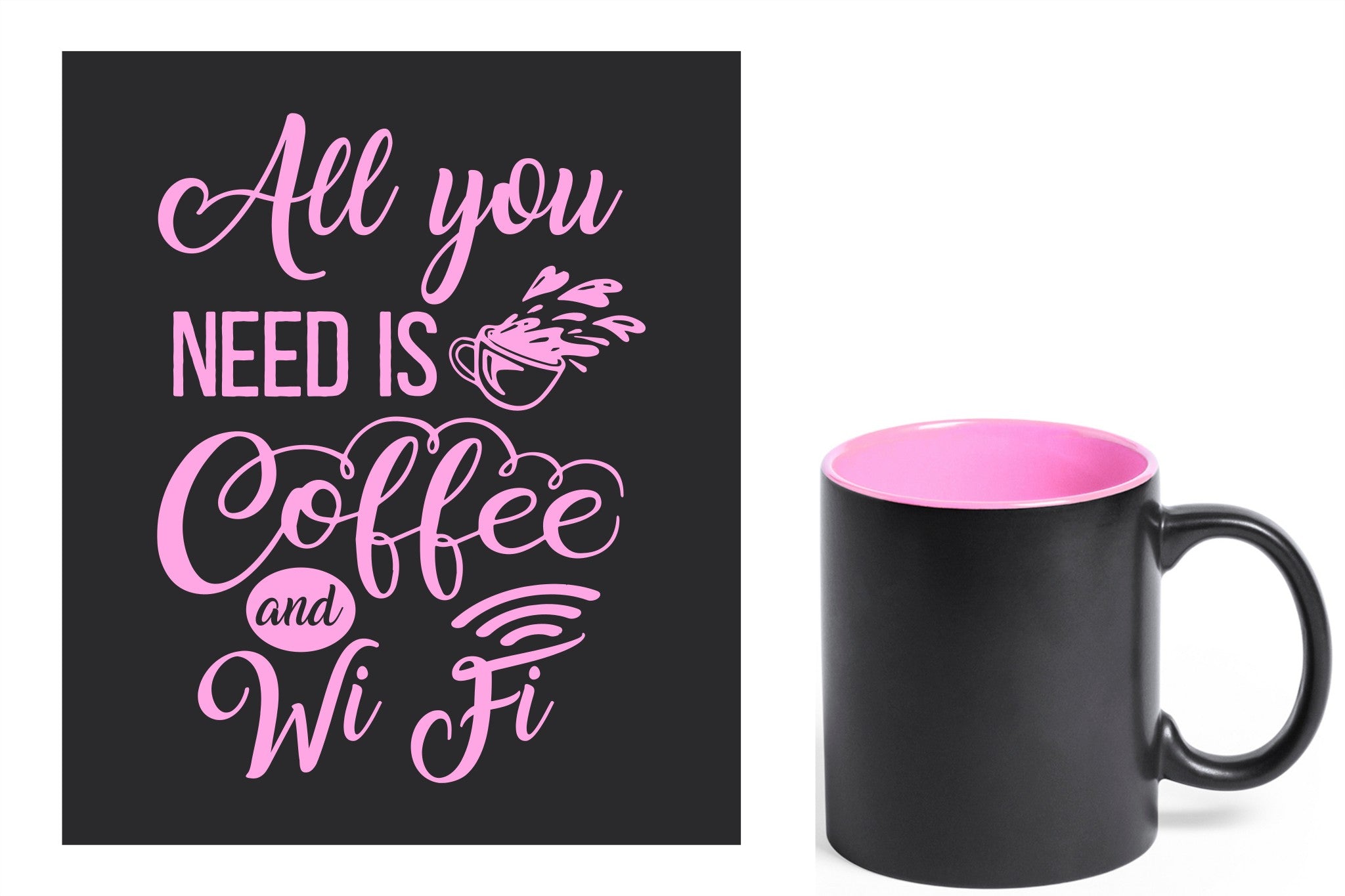 zwarte keramische mok met roze gravure  'All you need is coffee and wifi'.