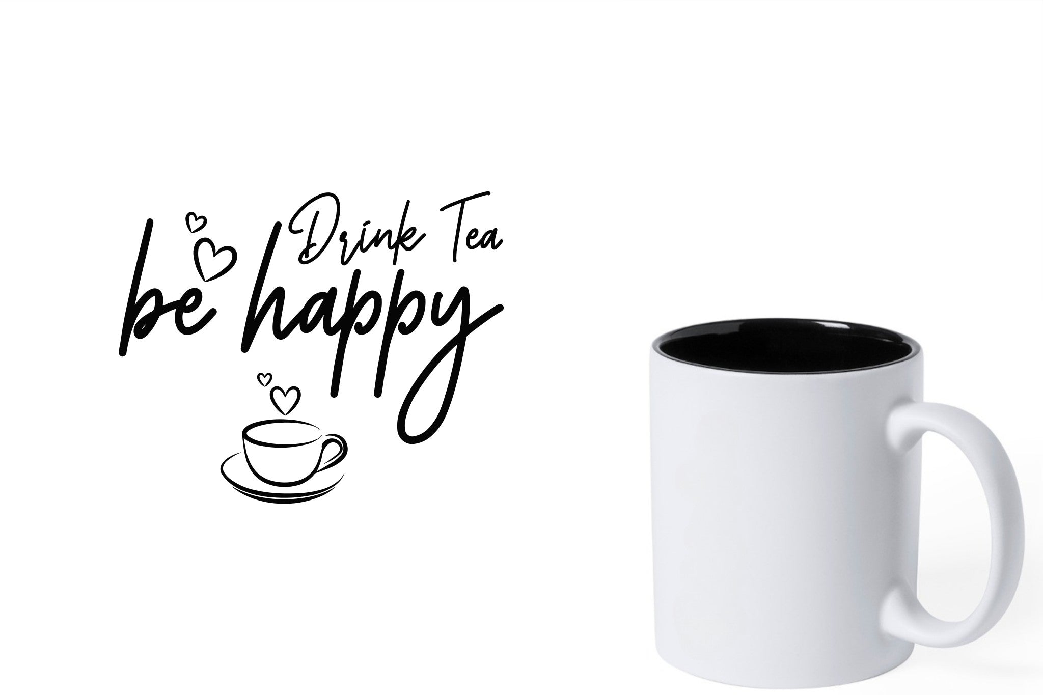 Witte keramische mok met zwarte gravure  'Be happy drink tea'.