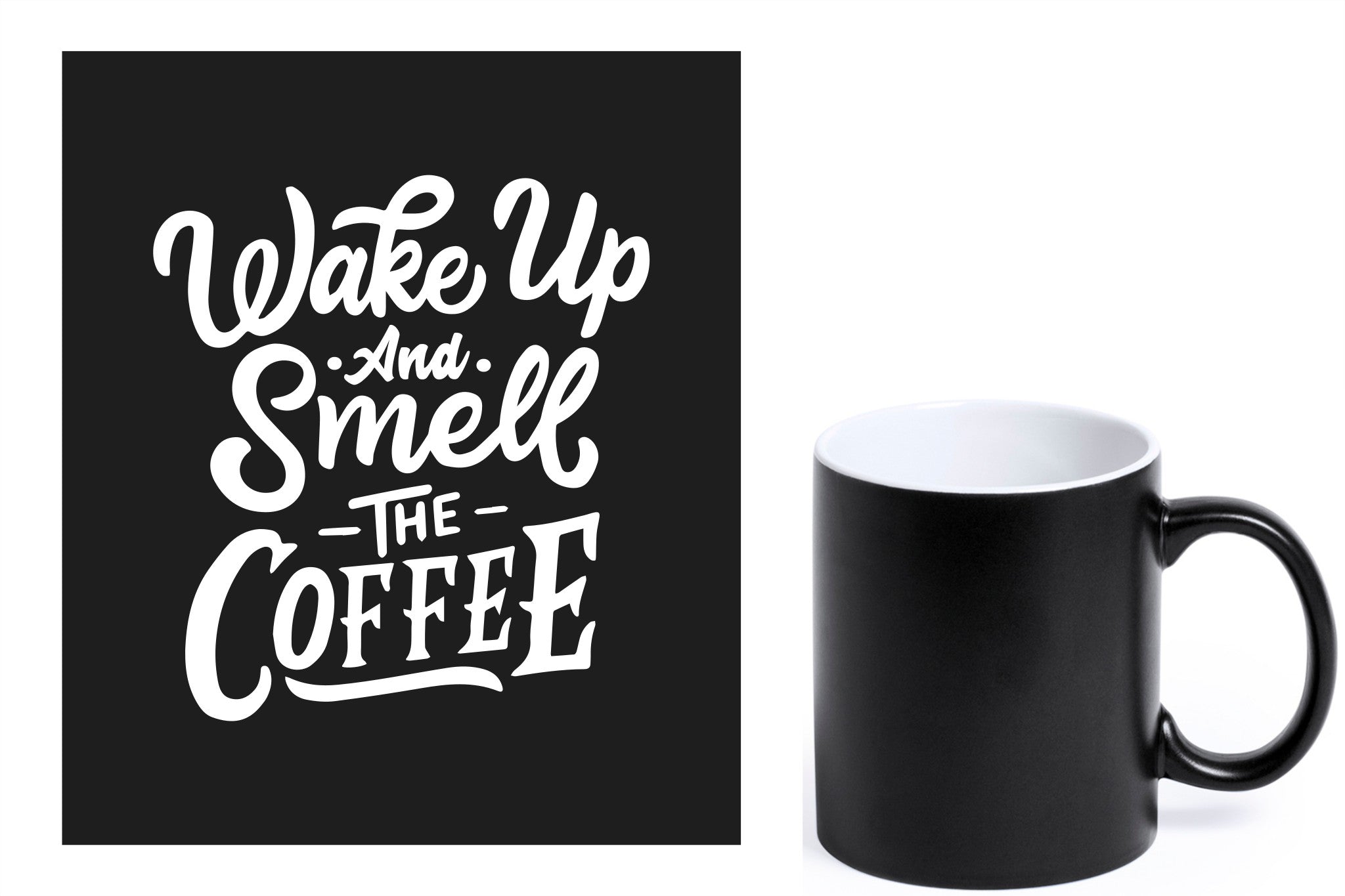 zwarte keramische mok met witte gravure  'Wake up and smell the coffee'.