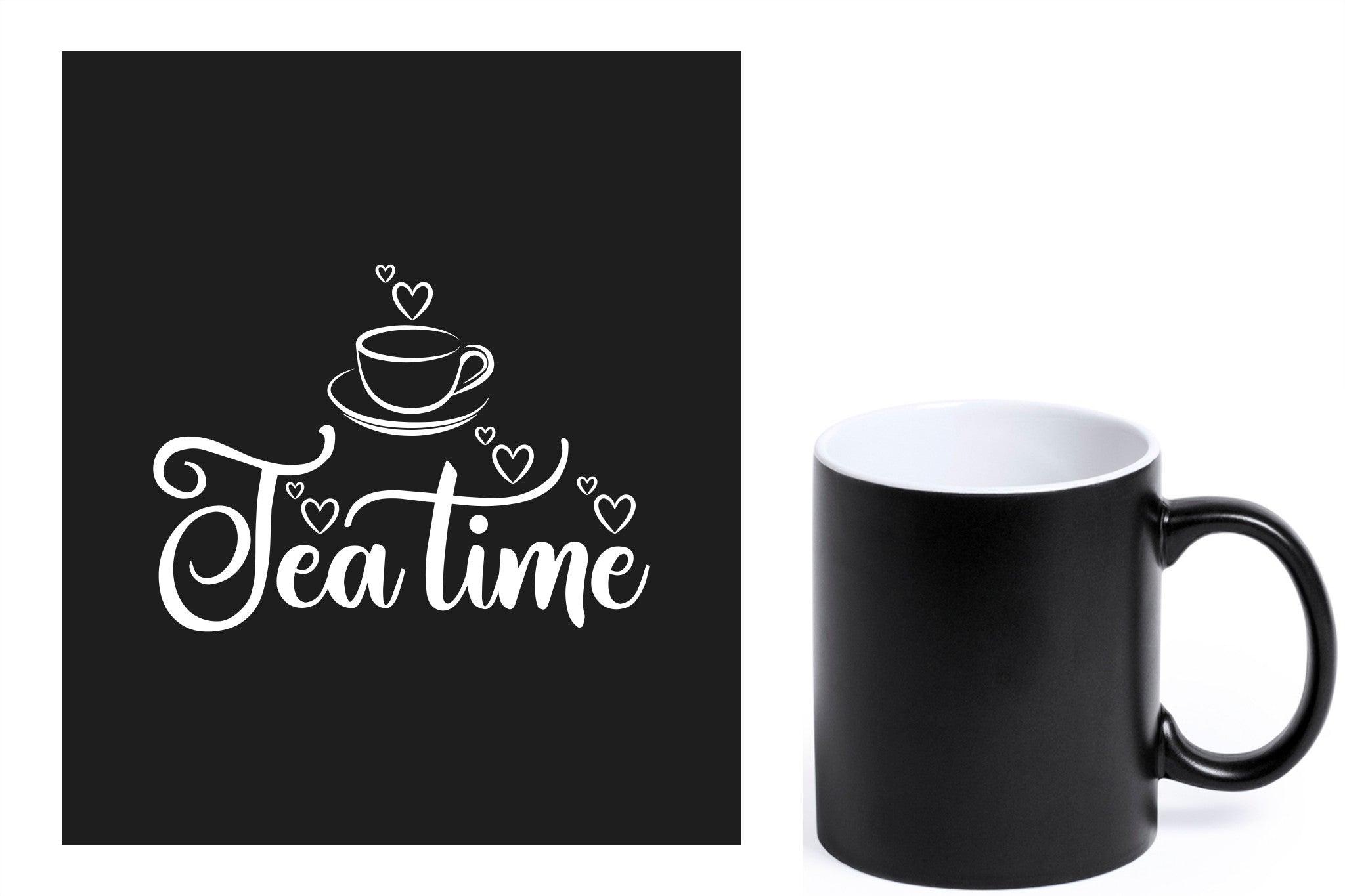 zwarte keramische mok met witte gravure  'tea time'.