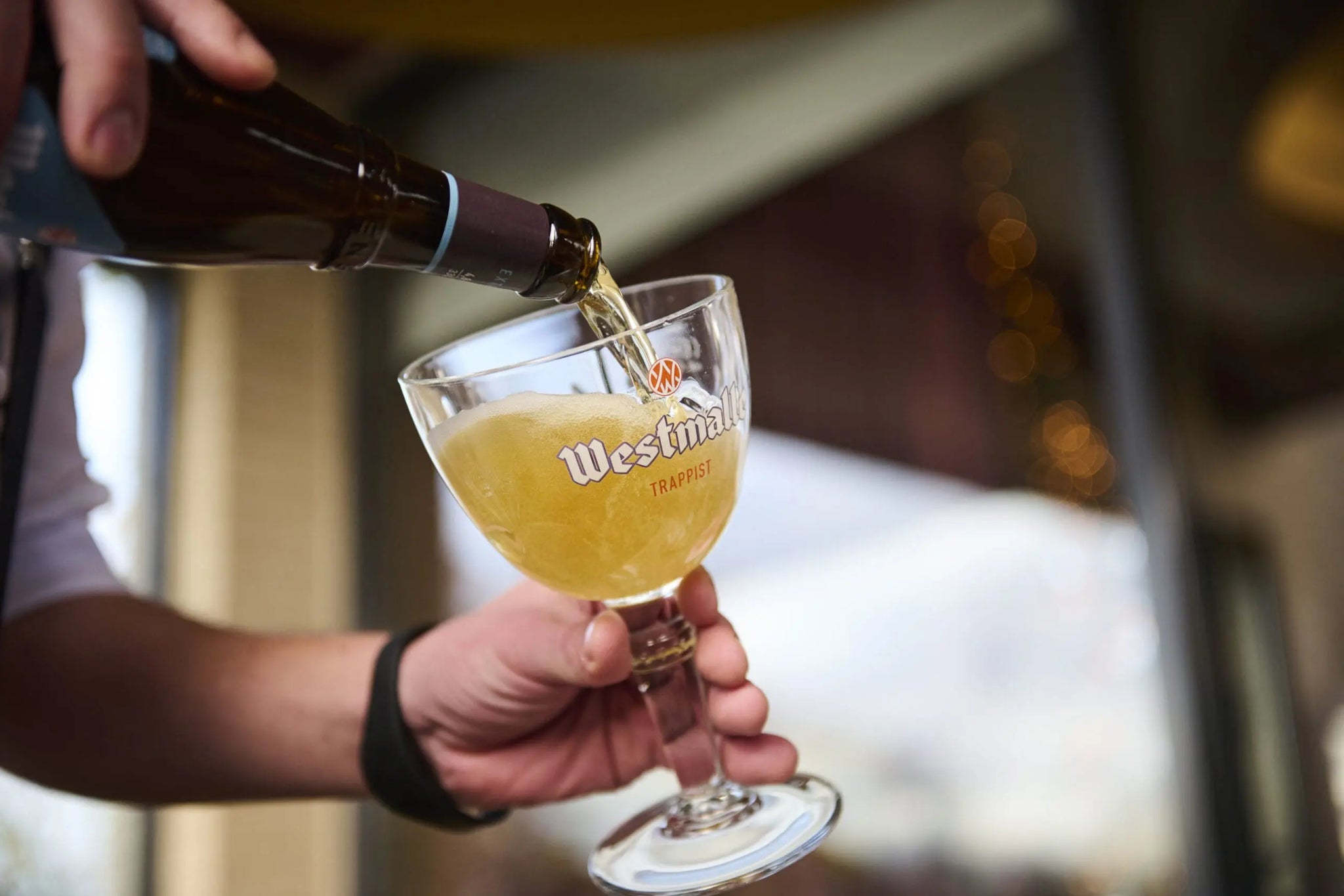 Westmalle Trappist bierglas met klassieke kelkvorm, gegraveerd met een persoonlijke naam of tekst. Perfect voor bierliefhebbers en als cadeau.