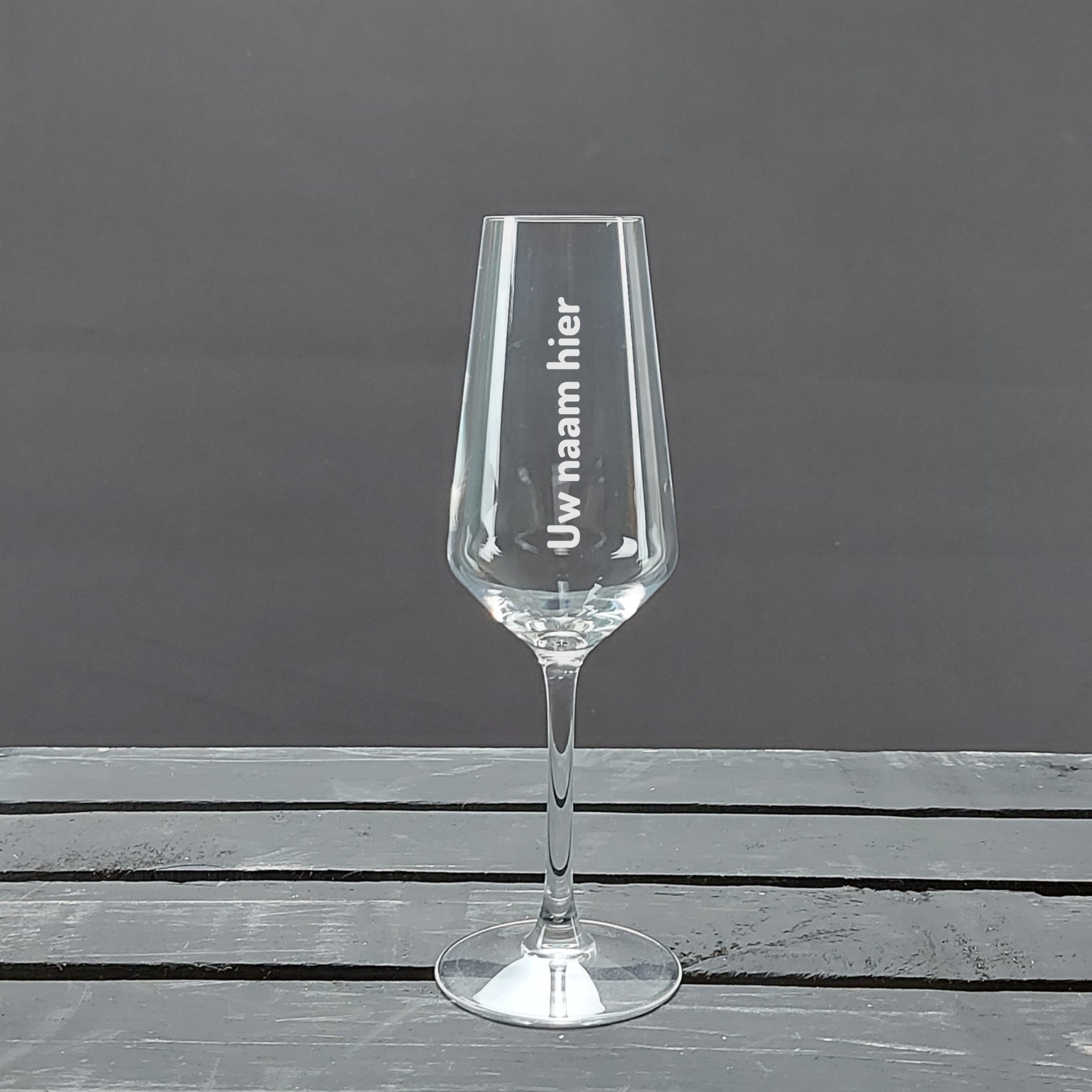 Champagne glas met tekst gegraveerd. Gepersonaliseerd champagne glas. Cava glas, Proseccoo glas. Champagneglas met naam.